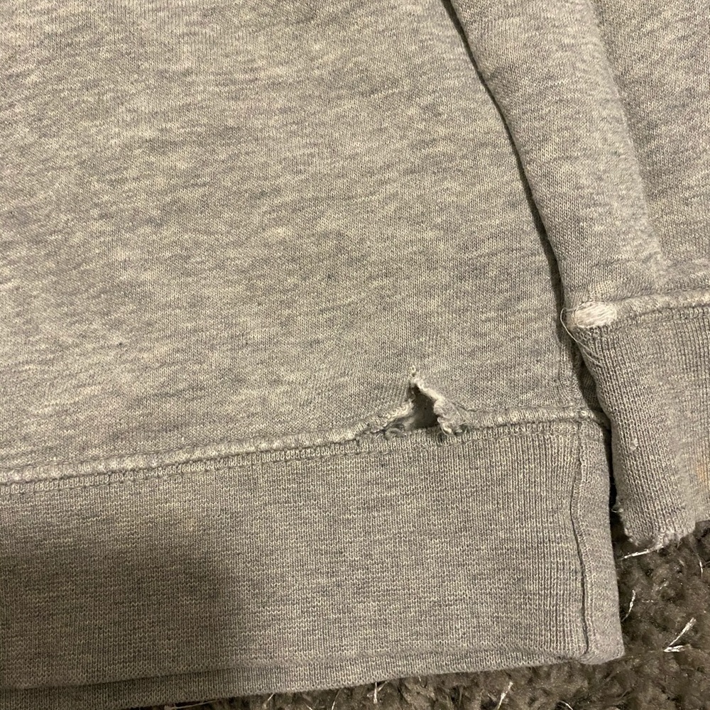 Nike sweatshirt - Picture 2 of 4